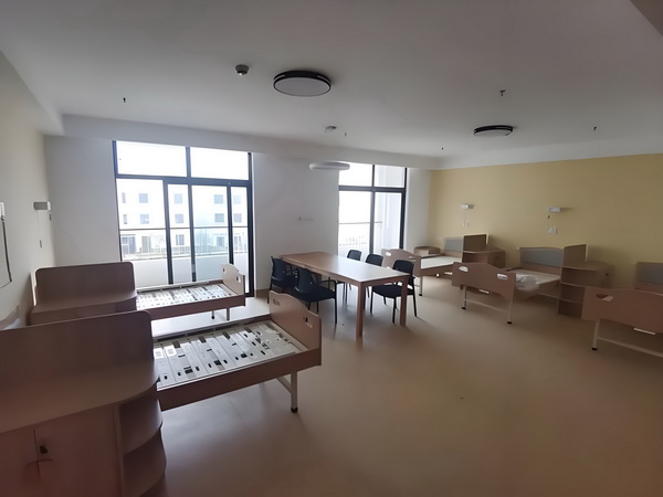 深圳户籍电话_2025暑期档大盘票房连续10天破亿 那一任何有裁员的天都会企业