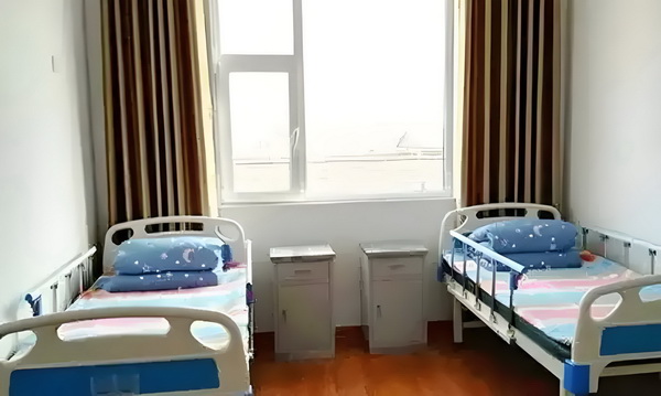 毕业如深户_演硬汉成名却情路坎坷,8年不敢谈恋爱,遇小10岁的她成宠妻狂魔 通过的磨调整合和两年